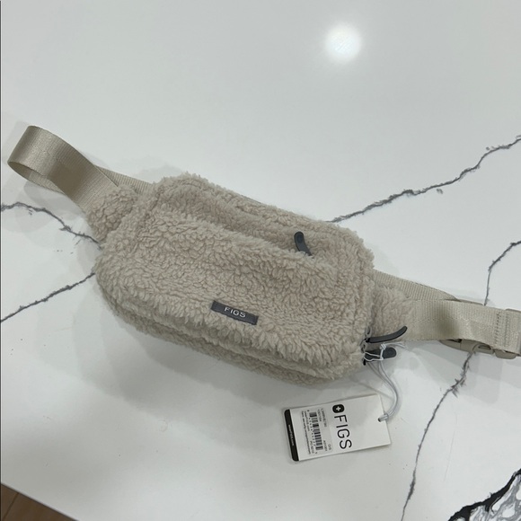 NWT - FIGS Belt Bag / Crossbody Bag - Picture 9 of 10